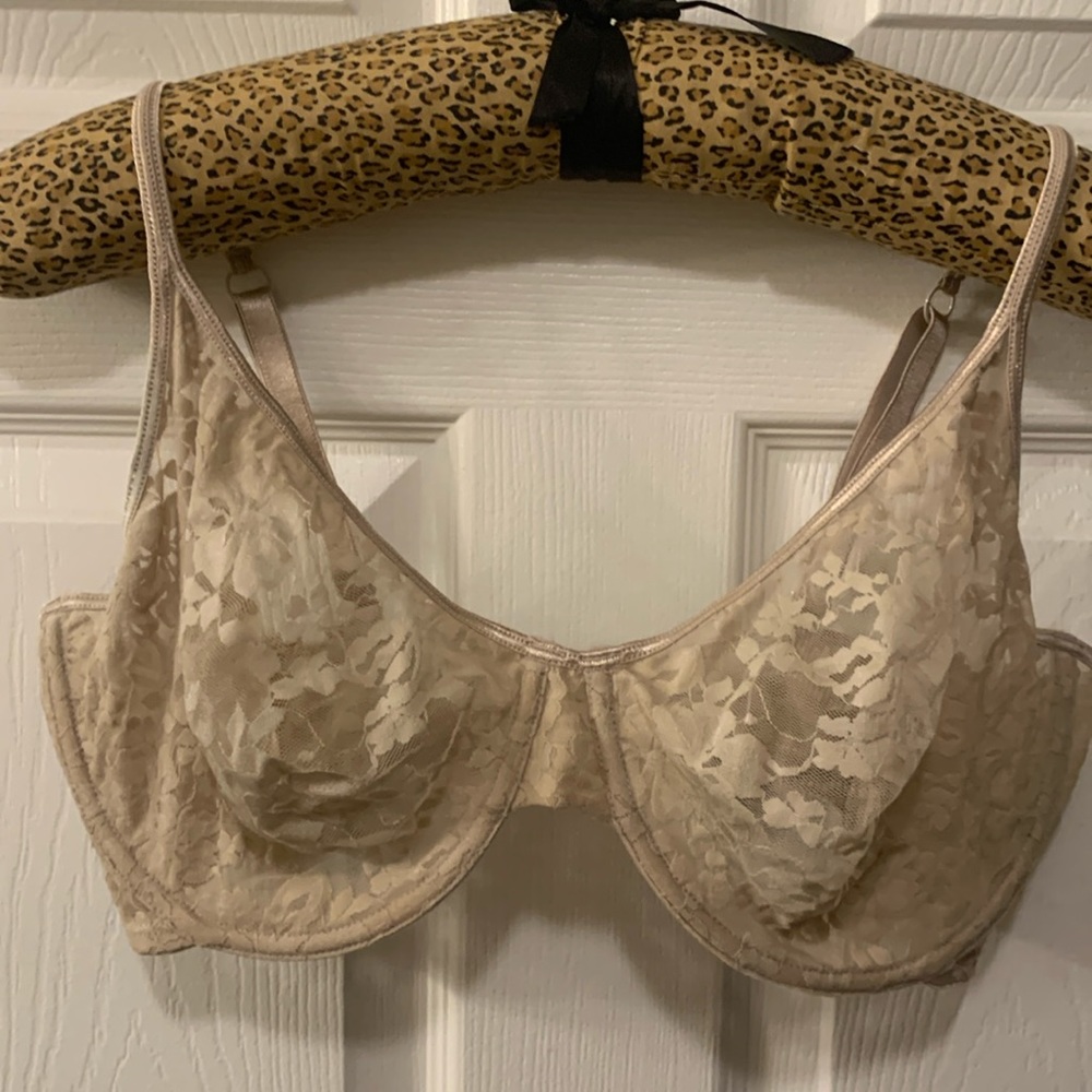VINTAGE BRA GILLIGAN O’MALLEY NUDE SHEER LACE UNDERWIRE SZ 40 DD NWOT ADJ STRAPS